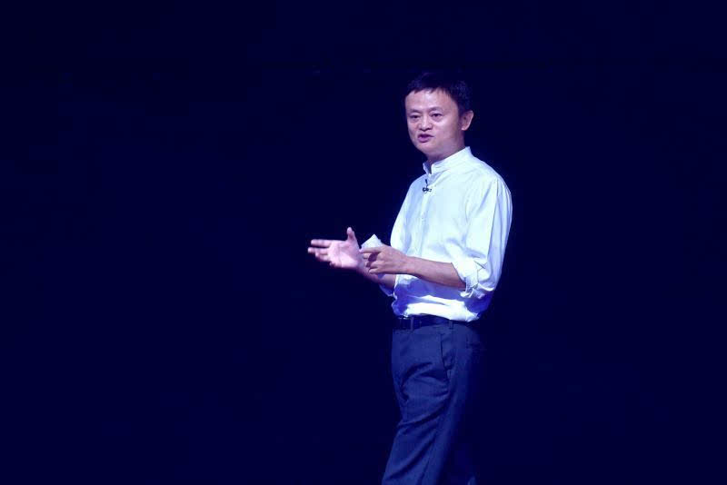 阿里巴巴牵手百联集团 发布新零售战略_物流