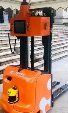 叉车AGV.jpg